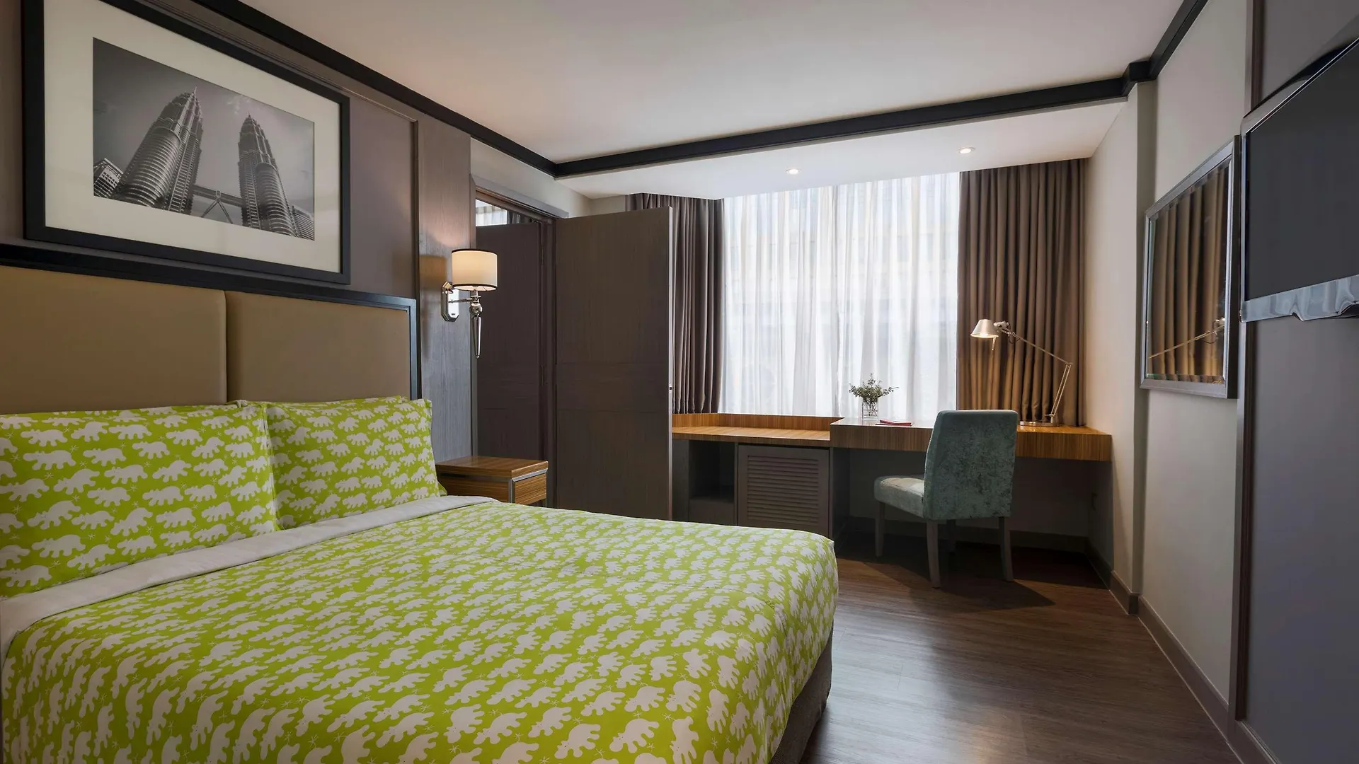 Melia Kuala Lumpur Hotel 4*,