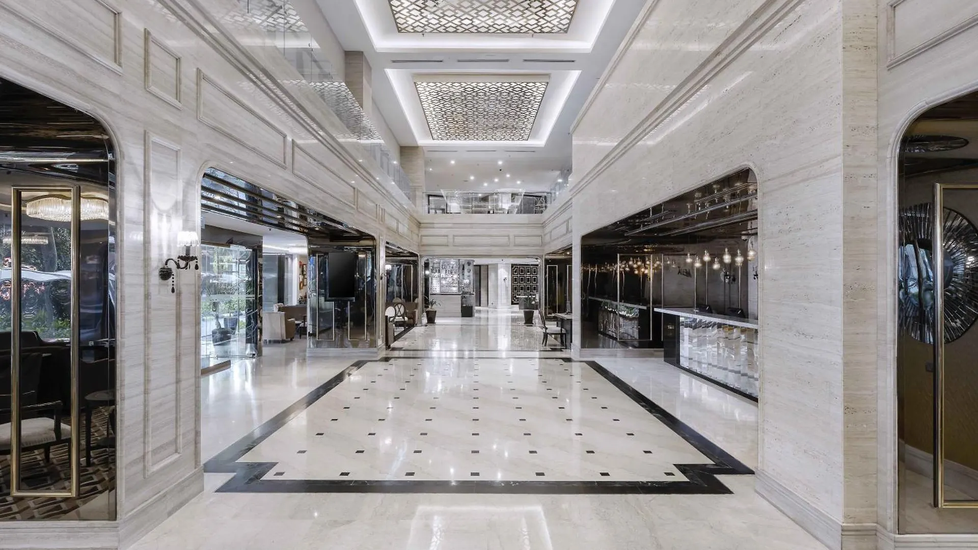 Melia Kuala Lumpur Hotel 4*,